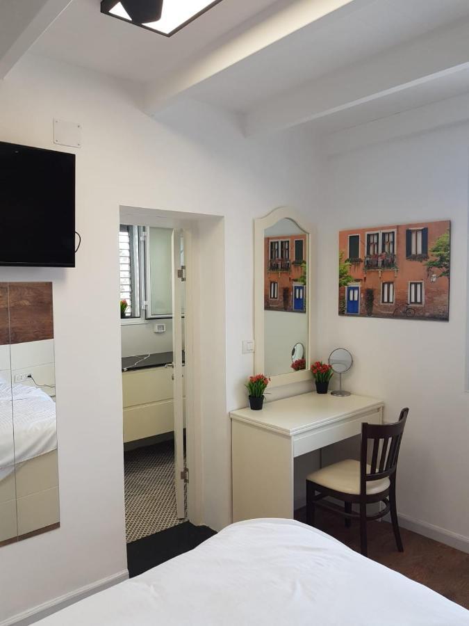 Boutique 22 Guest Rooms Haifa Eksteriør billede